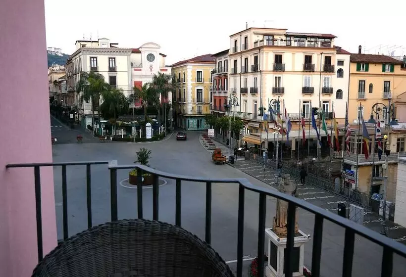 Aamiaismajoitus (B&B) Ambasciata Sorrento Relais