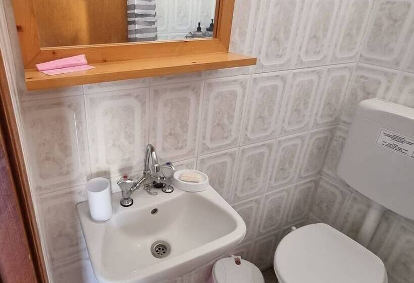 住宿加早餐  Despoina Rooms Potami