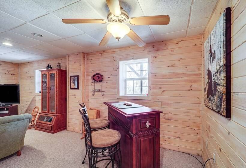 1 Mi To Beech Mtn Ski Resort: Cabin W/ Fire Pit