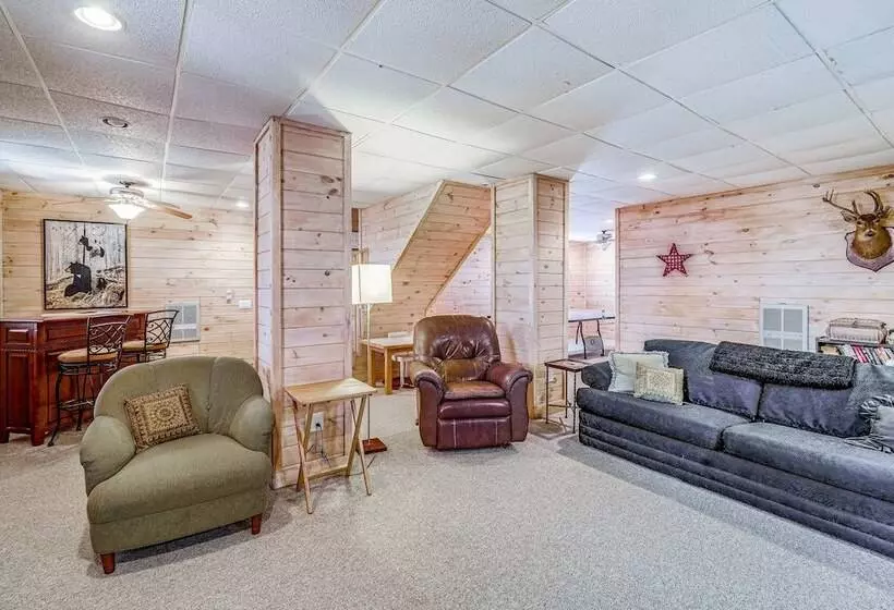 1 Mi To Beech Mtn Ski Resort: Cabin W/ Fire Pit