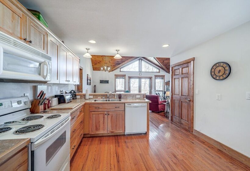 1 Mi To Beech Mtn Ski Resort: Cabin W/ Fire Pit