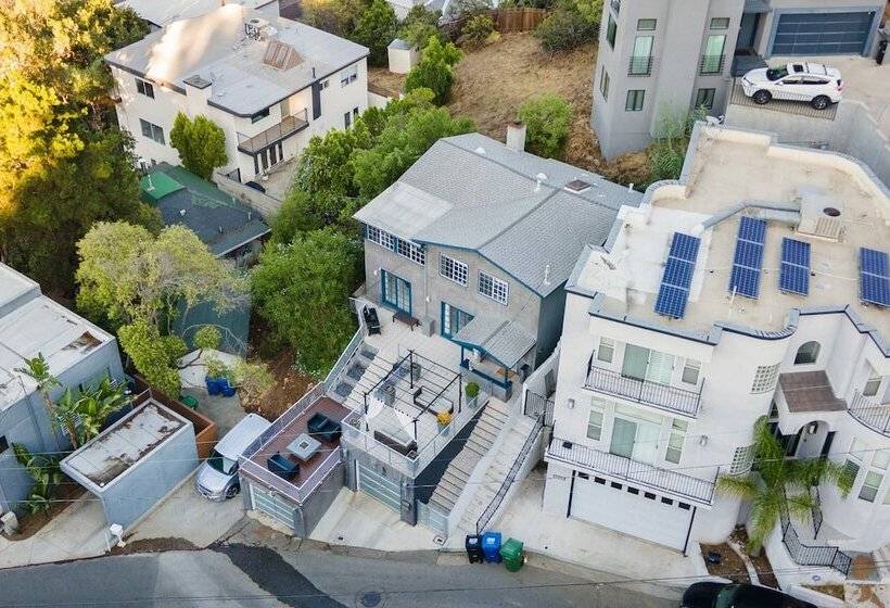 Cahuenga Park By Avantstay Hollywood Hills Home