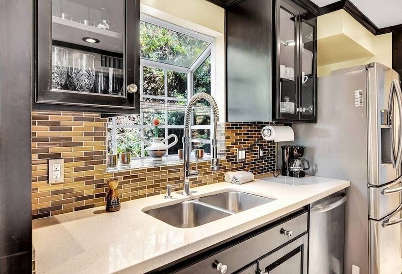 Cahuenga Park By Avantstay Hollywood Hills Home