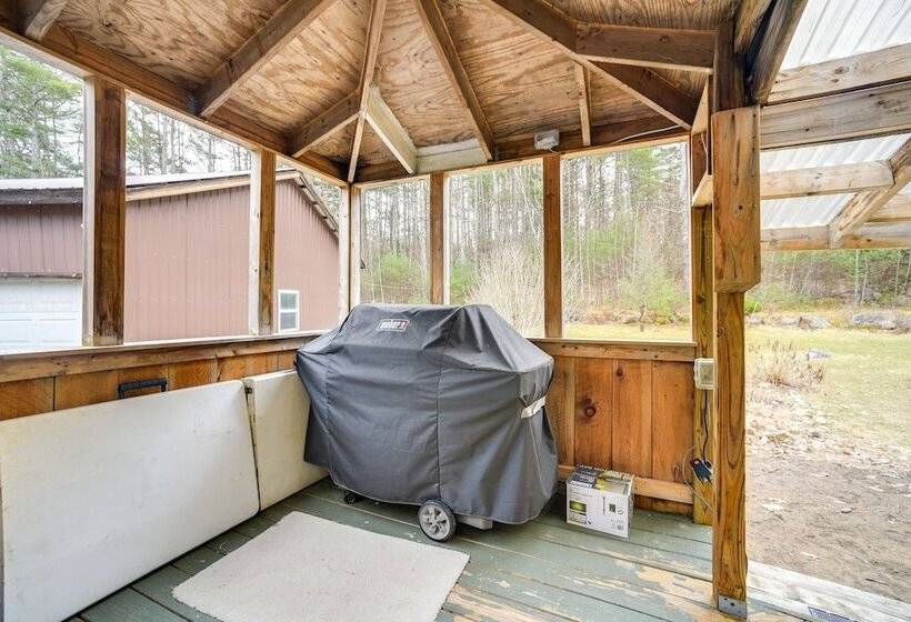 Cozy Lake Luzerne Home 1 Mi To Wayside Beach!