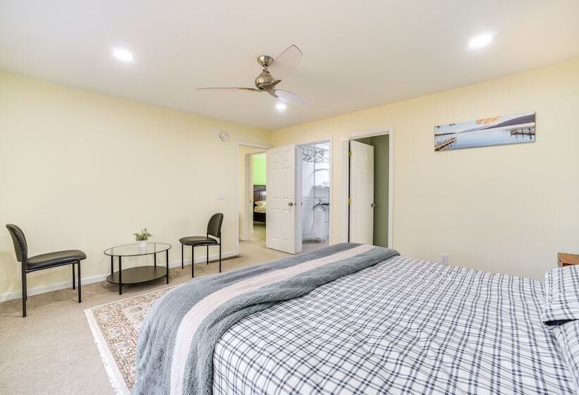 Cozy Lake Luzerne Home 1 Mi To Wayside Beach!