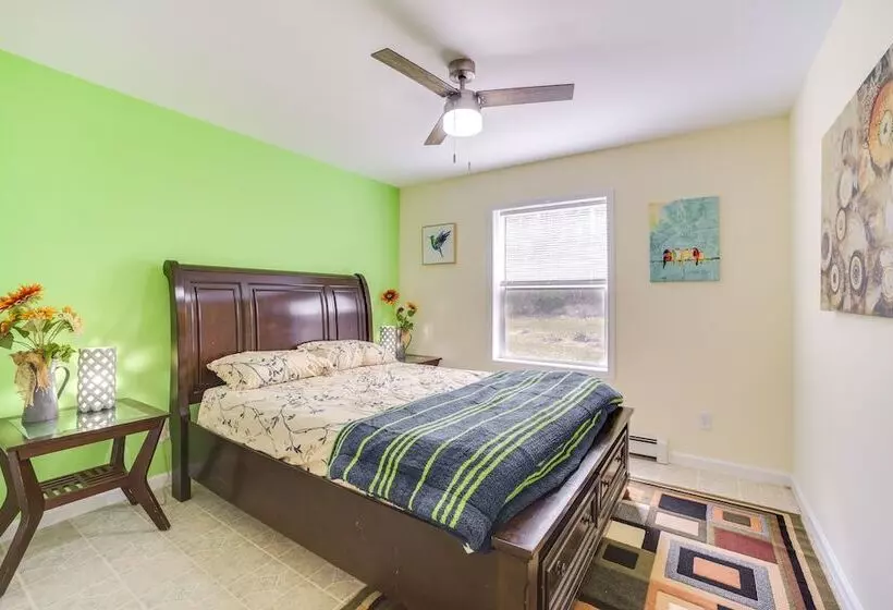 Cozy Lake Luzerne Home   1 Mi To Wayside Beach!