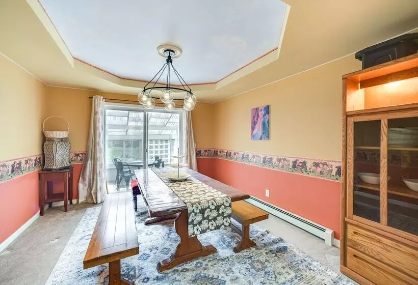 Cozy Lake Luzerne Home   1 Mi To Wayside Beach!