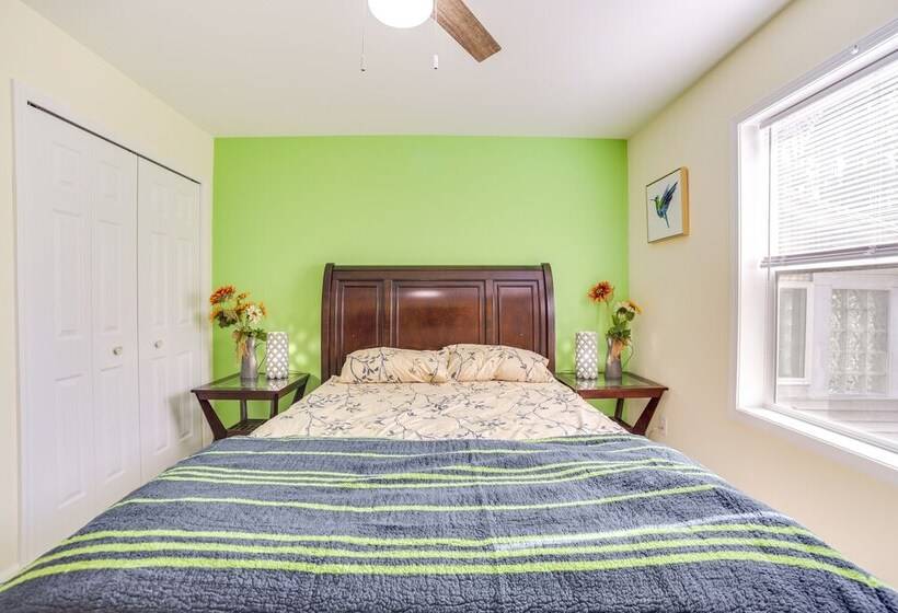 Cozy Lake Luzerne Home 1 Mi To Wayside Beach!