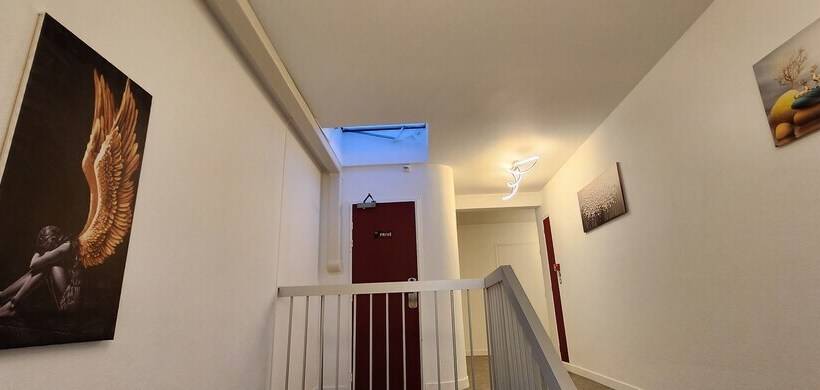 Отель Anaïs Hôtel Bourges Nord Saint Doulchard