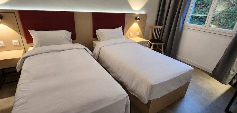 Отель Anaïs Hôtel Bourges Nord Saint Doulchard