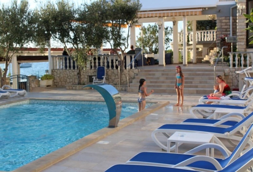 هتل Family Resort Santa Maria Ii Room 201