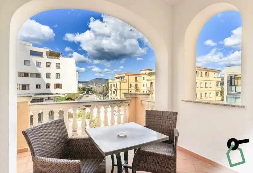 ホテル Hotiday Room Collection   Olbia Porto