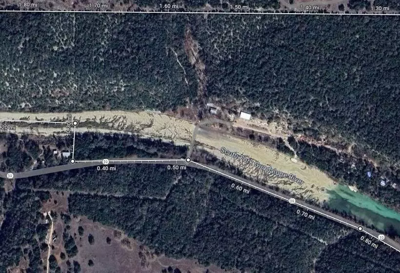 Hotelli Natural Springs Lodge