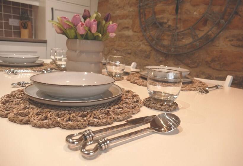 Immaculate 1 Bed Cottage In Moreton In Marsh