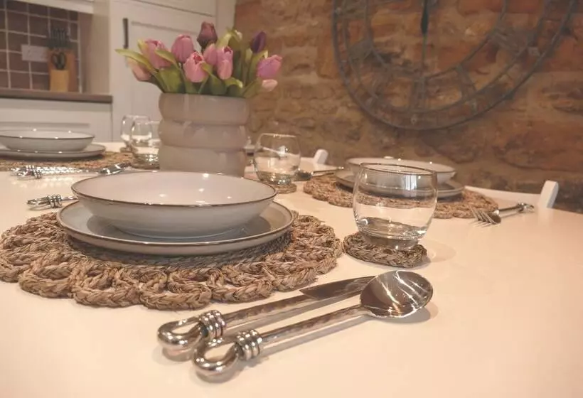 Immaculate 1 Bed Cottage In Moreton In Marsh