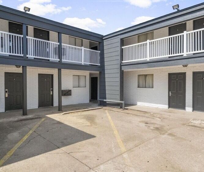 Lta Suites Brookside