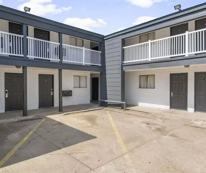 Lta Suites Brookside