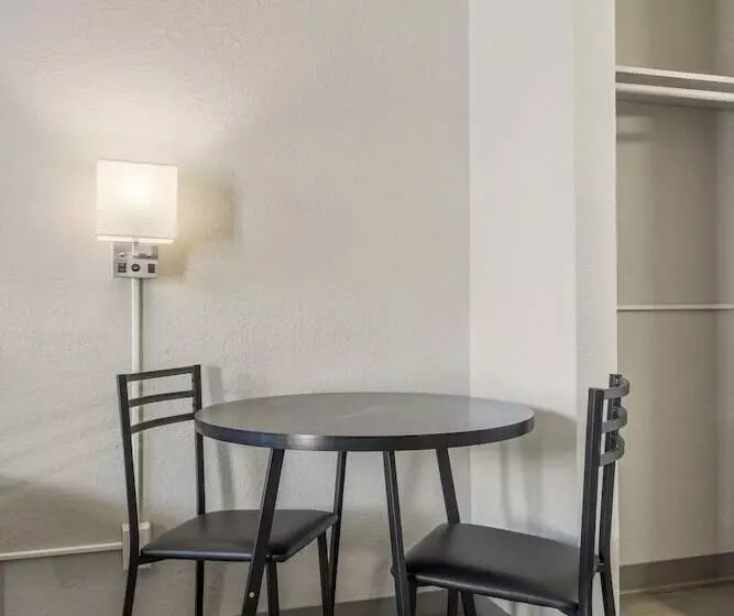 Lta Suites Brookside