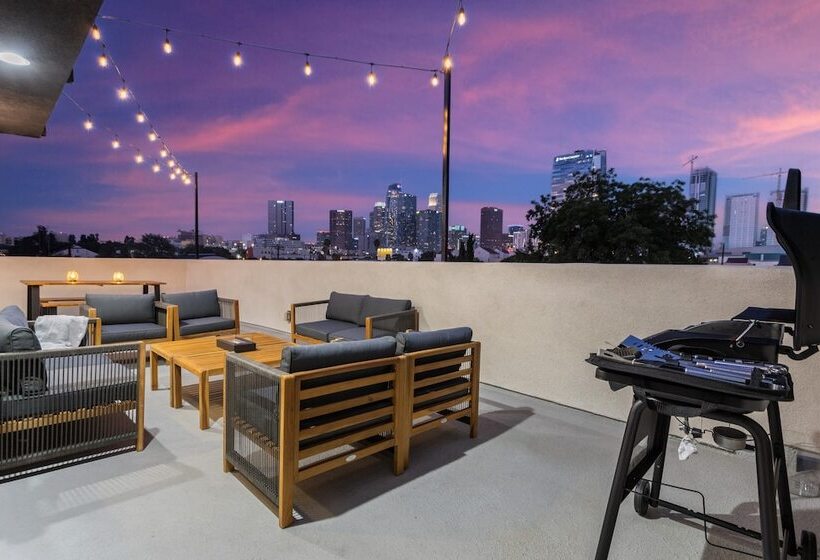 Metro Horizon By Avantstay Rooftop Deck + City View