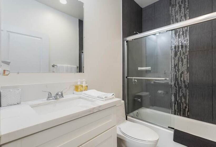 Metro Horizon By Avantstay Rooftop Deck + City View