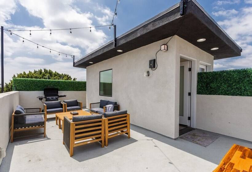 Metro Horizon By Avantstay Rooftop Deck + City View