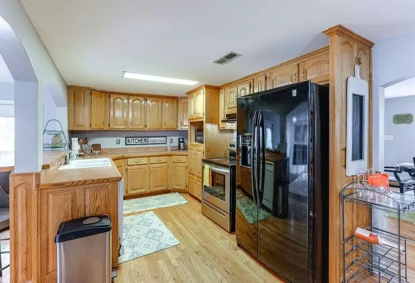 Peaceful Delco Family Home W/ Private Deck!