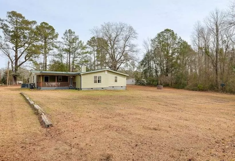 Peaceful Delco Family Home W/ Private Deck!