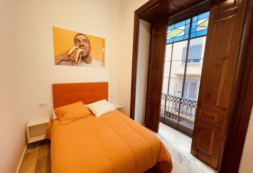 پانسیون Banana Gay House   Only Men