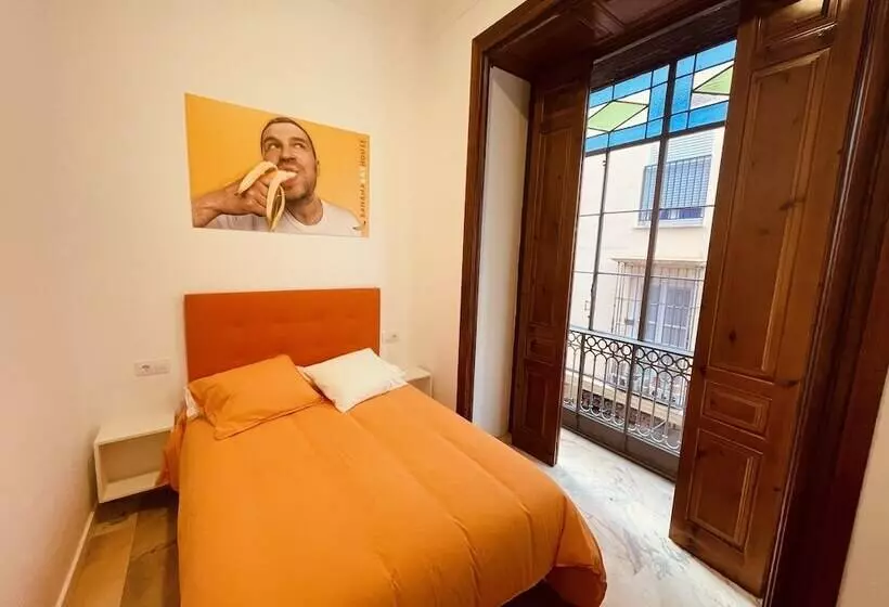 پانسیون Banana Gay House   Only Men