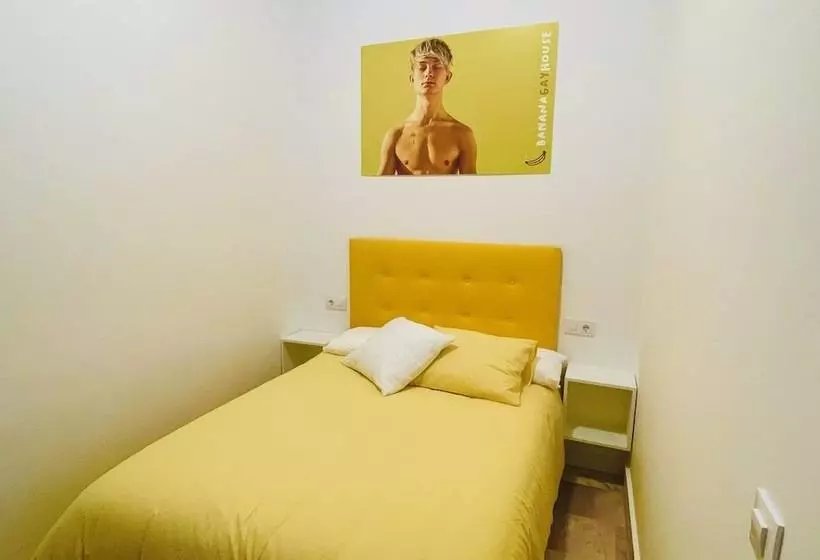 پانسیون Banana Gay House   Only Men