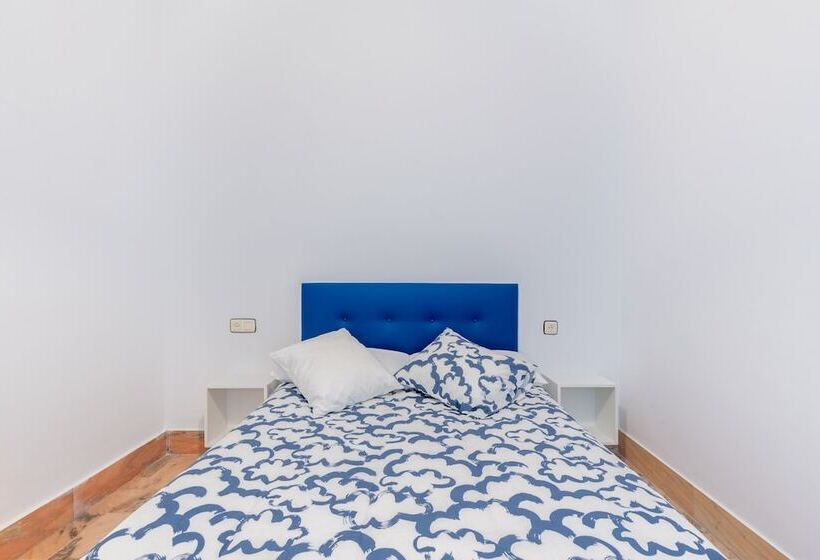 پانسیون Banana Gay House   Only Men