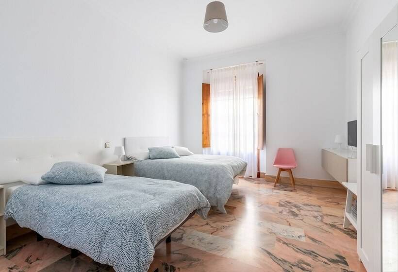 پانسیون Banana Gay House   Only Men