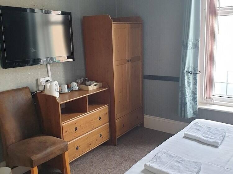 膳宿费 The Holmlea