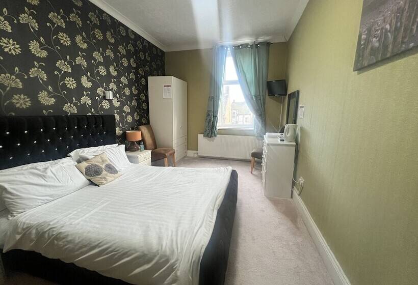 膳宿费 The Holmlea