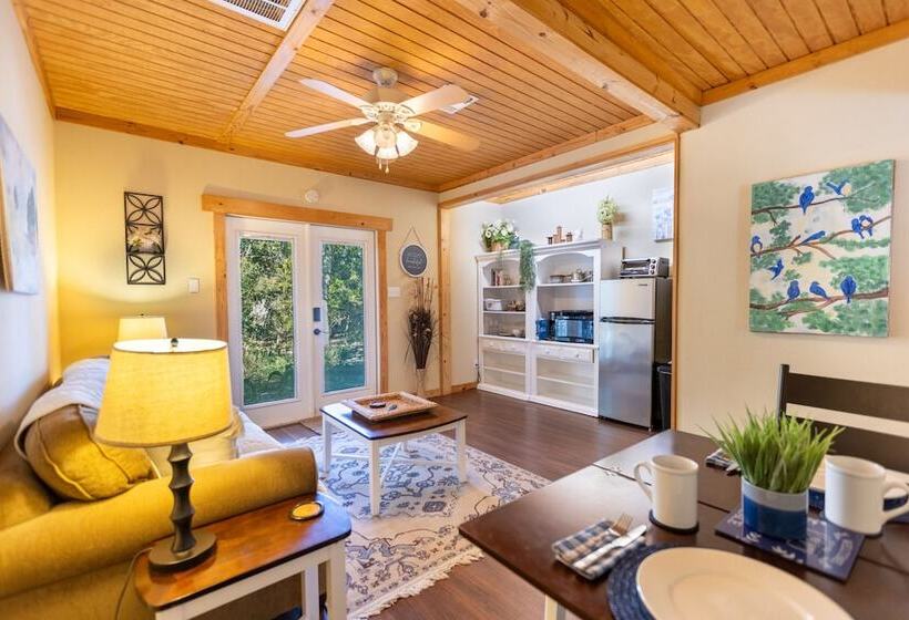 膳宿费 Mystic Hill Suites