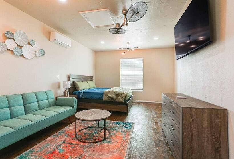 On 10 Acres: Celina Ranch W/ Pool & Fire Pit!