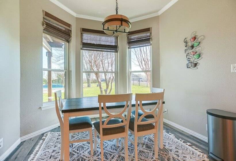 On 10 Acres: Celina Ranch W/ Pool & Fire Pit!