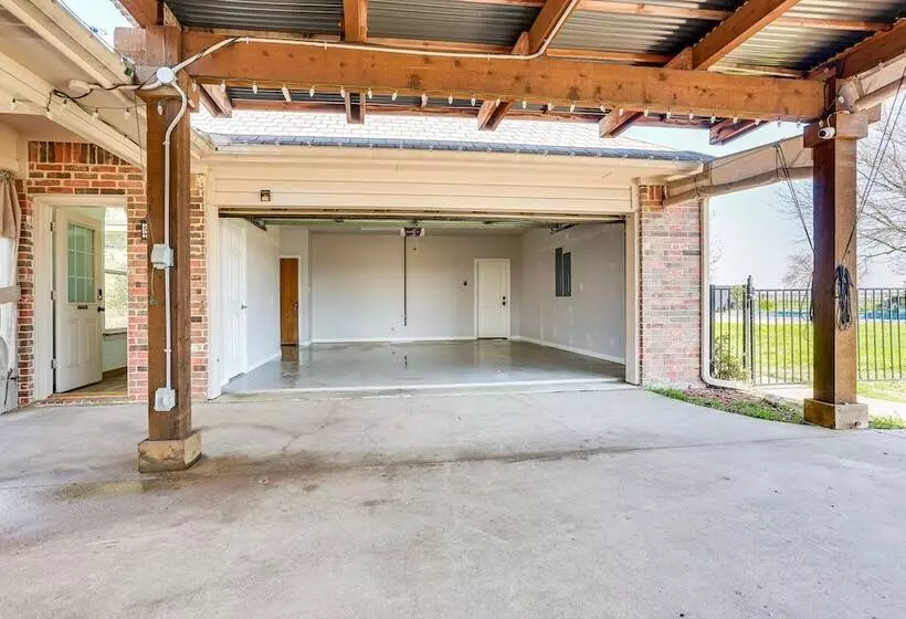 On 10 Acres: Celina Ranch W/ Pool & Fire Pit!