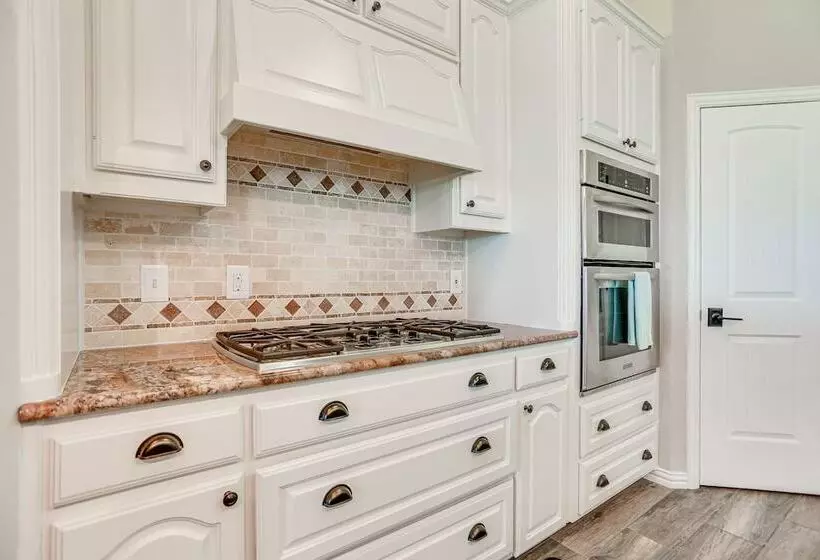 On 10 Acres: Celina Ranch W/ Pool & Fire Pit!