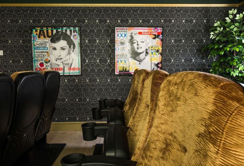 레지던스 Deluxe 2/3 Bed Hottub Skytv