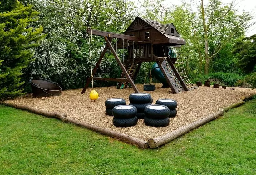 Residenssi Deluxe 2/3 Bed Hottub Skytv