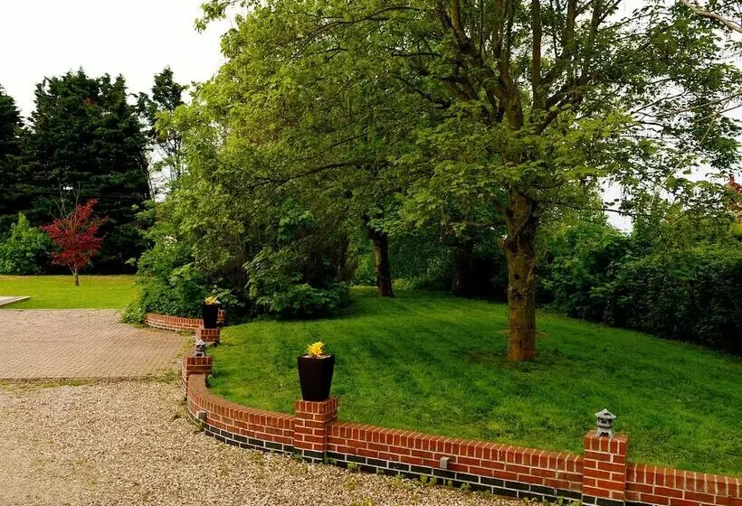 Residenssi Deluxe 2/3 Bed Hottub Skytv