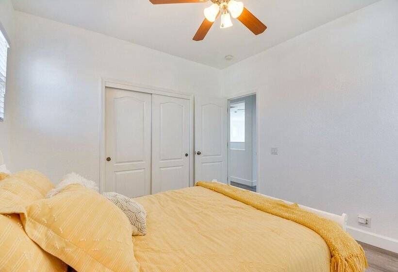 Spacious Merced Home ~ 4 Mi To Downtown!