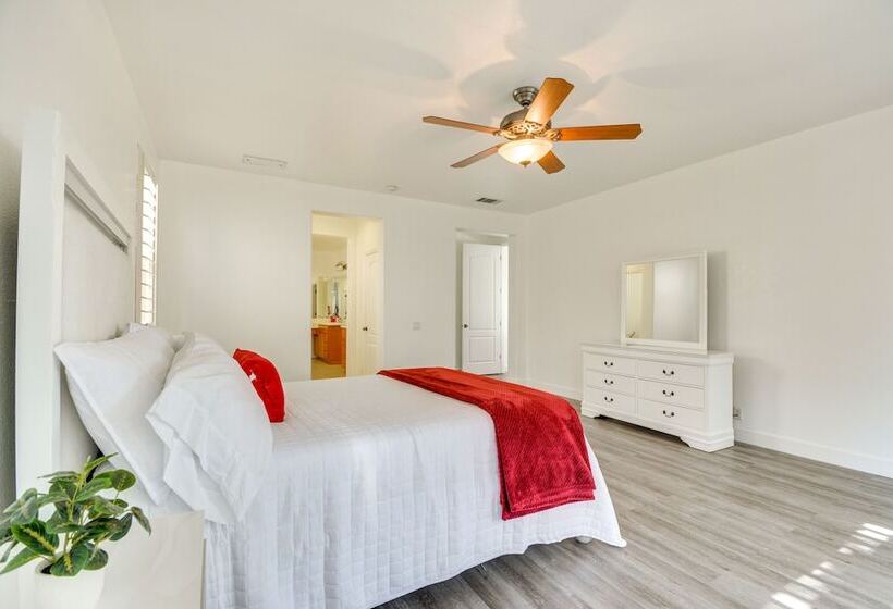 Spacious Merced Home ~ 4 Mi To Downtown!