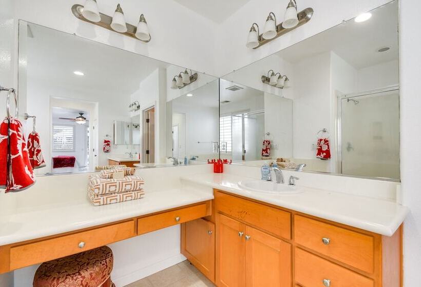 Spacious Merced Home ~ 4 Mi To Downtown!