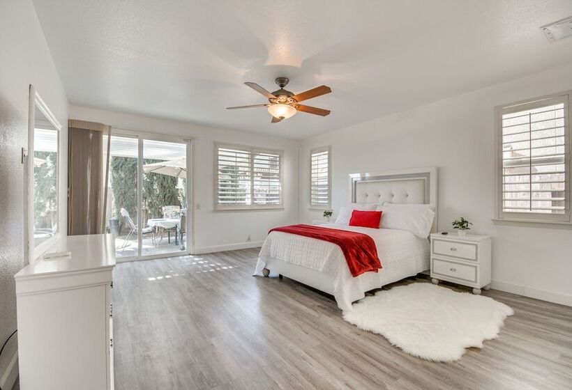 Spacious Merced Home ~ 4 Mi To Downtown!