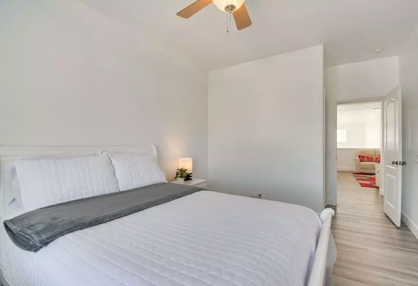 Spacious Merced Home ~ 4 Mi To Downtown!