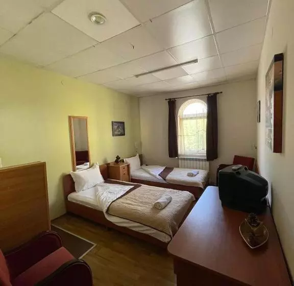 Retkeilymaja Rooms Sonata