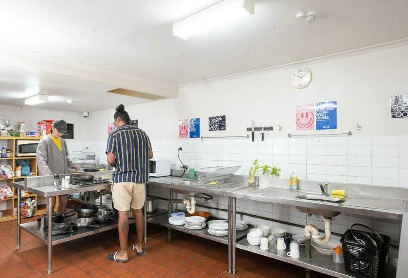 הוסטל The Village Glebe