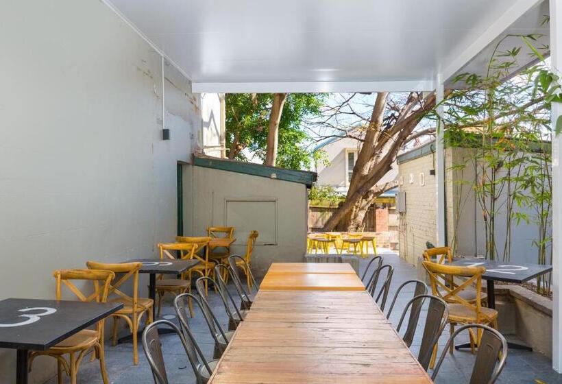 הוסטל The Village Glebe